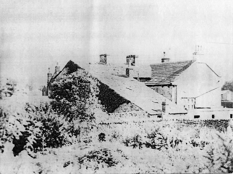 Old Girls School c1971.JPG - This was the old "Girls School" in Long Preston until 1898, when the "Endowed School" opened. It initially became the "Parish Room"  and then was converted to a house in 1972. Photograph taken C 1971